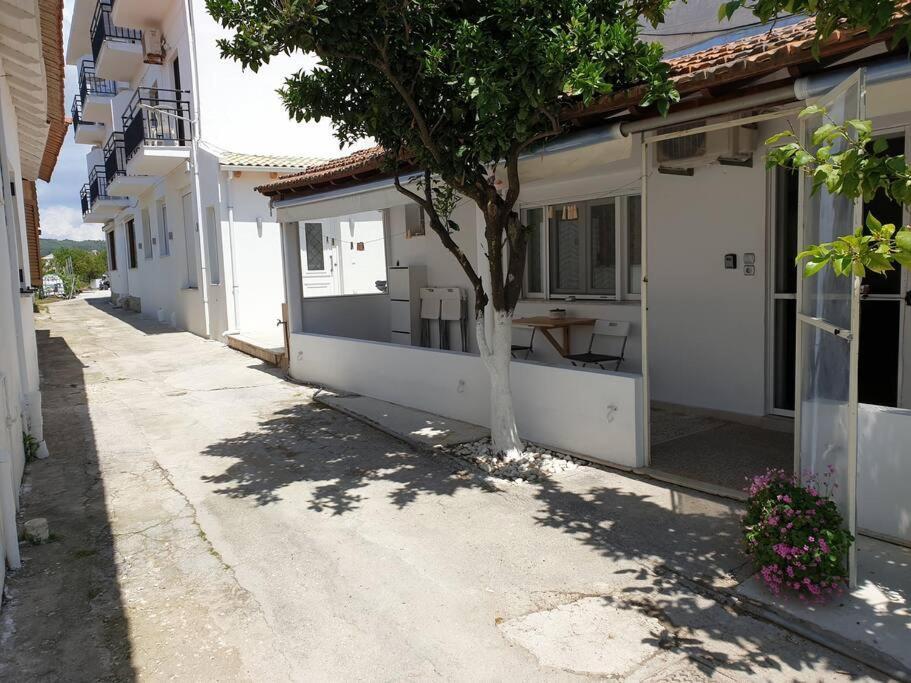 Stamatis Apartment アギオス・ゲオルギオス エクステリア 写真